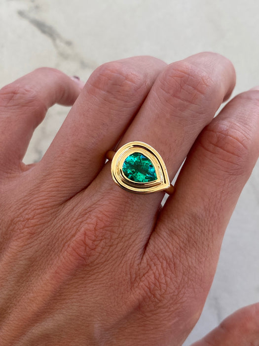 14K Gold Double Bezel Lab-Grown Emerald East-West Ring
