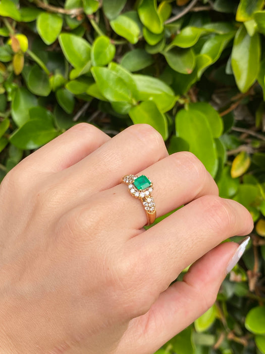 18k emerald and diamond ring size 6.5