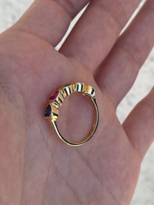 14k bezel set rainbow heart ring size 6.5