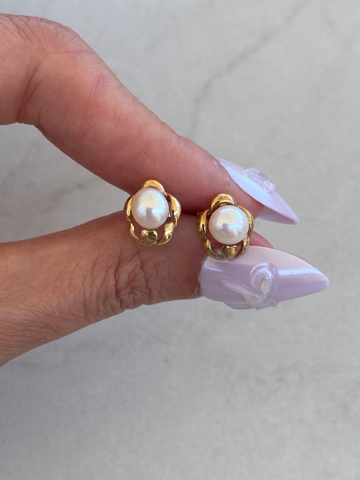 Vintage 14K Pearl Stud Earrings
