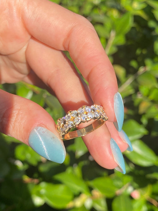 18k flower diamond ring size 7