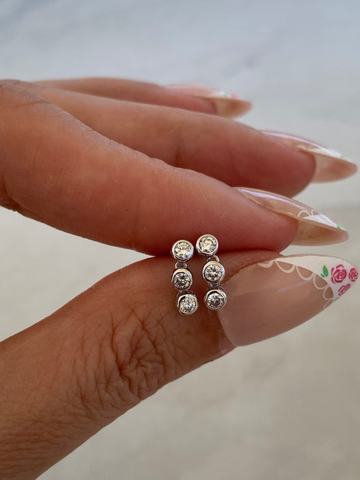 18K White Gold Bezel Set Natural Diamond Drop Stud Earrings