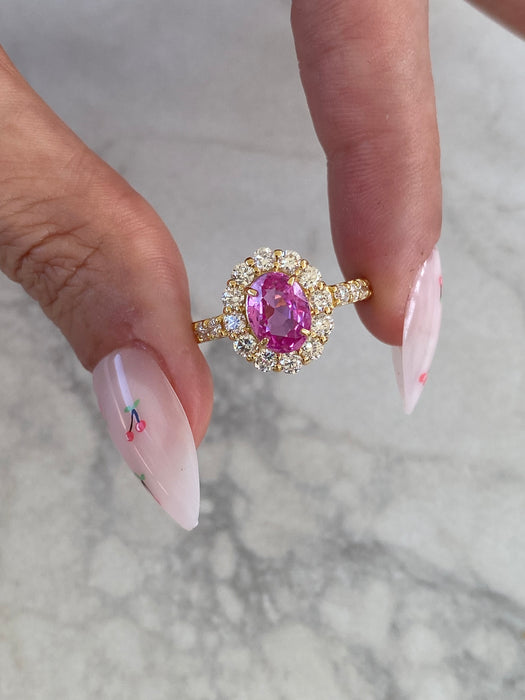 Vintage 18K Natural Pink Sapphire & Diamond Ring