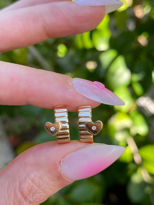 14K Gold Ribbed Diamond Heart Huggie Earrings