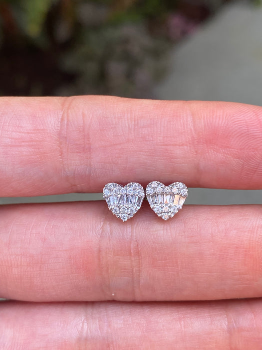 18K White Gold Diamond Heart Stud Earrings – Baguette & Round Diamonds 0.11 TCW