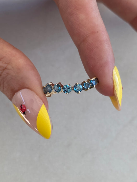 14K Gold 1.10 Carat London Blue Topaz Wavy Ring Size 6.25