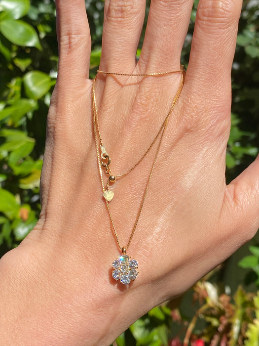 Vintage 18k Gold 1.02 TCW Diamond Flower Necklace