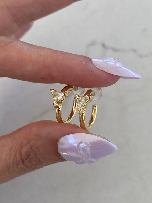 14K Gold Natural Light Yellow Trillion Diamond J-Huggie Earrings – 0.60 TCW