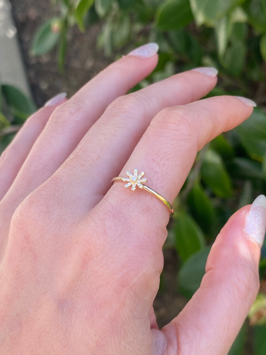 14k diamond flower ring size 6.5