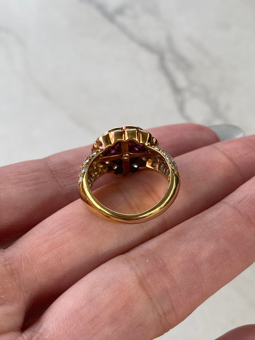 Vintage 18K Ruby & Diamond Heart Ring