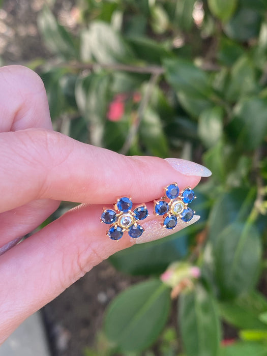 14k blue sapphire and diamond flower stud earrings