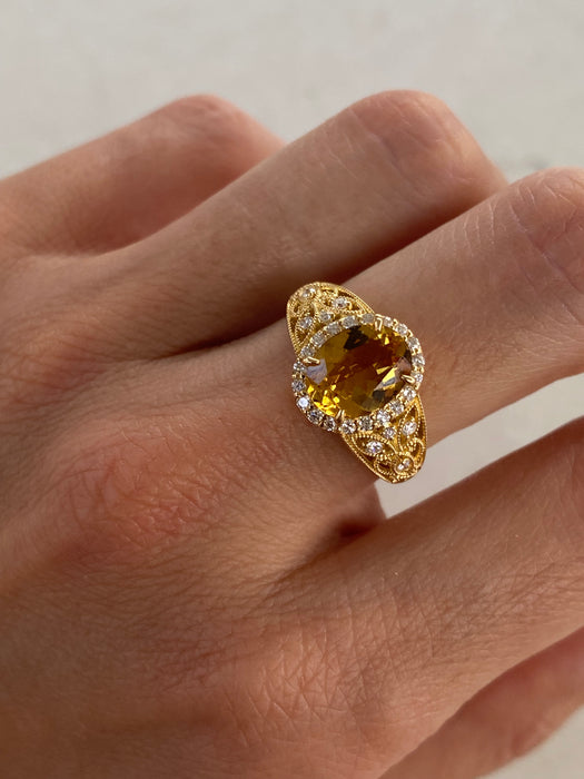 Vintage 18K Golden Beryl & Diamond Halo Ring