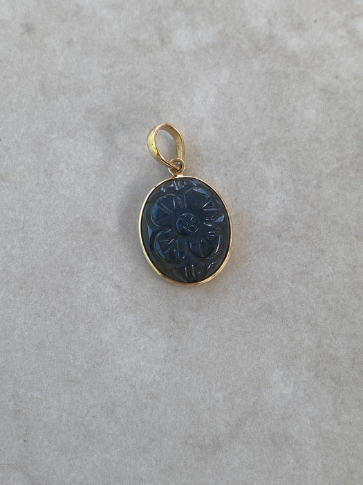 14K Gold Carved Flower Labradorite Charm – 7.6 Carats