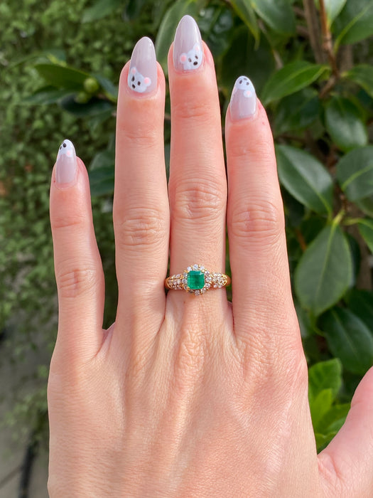 18k emerald and diamond ring size 6.5