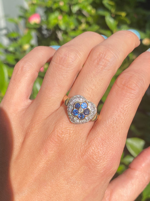 18k platinum diamond heart blue sapphire flower ring size 10.5