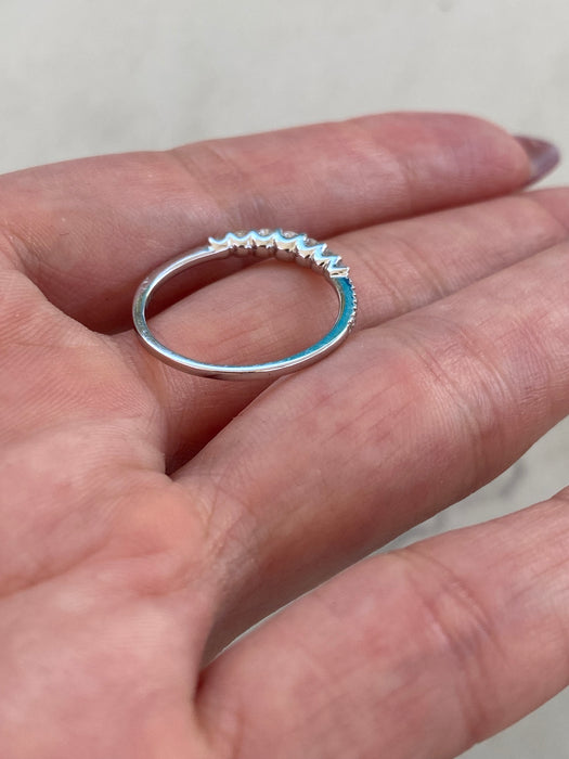 14K White Gold Graduated Lab Diamond Ring