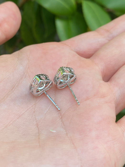 14k white gold diamond heart dancing stud earrings