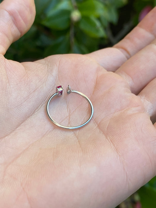 Platinum 900 diamond ruby ring size 6.25