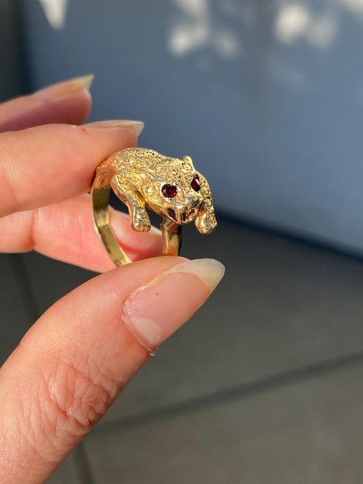 14k jaguar ring garnet eyes size 7.25