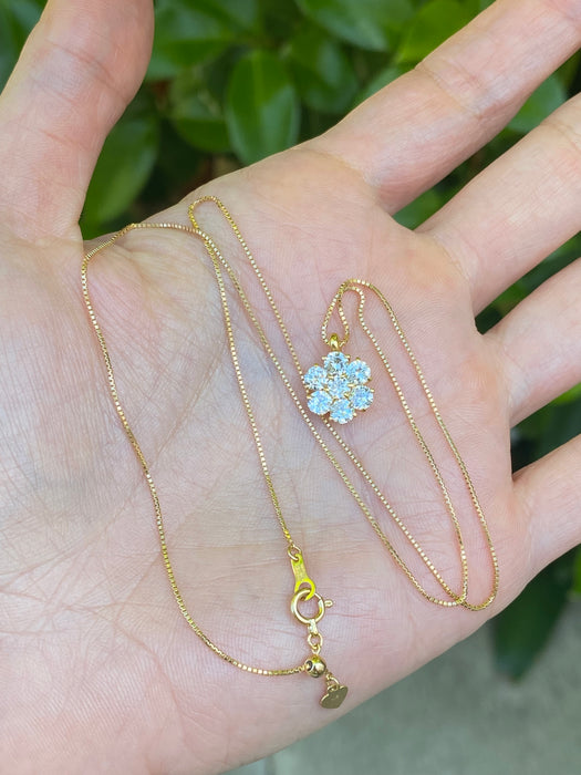 Vintage 18k Gold 1.02 TCW Diamond Flower Necklace