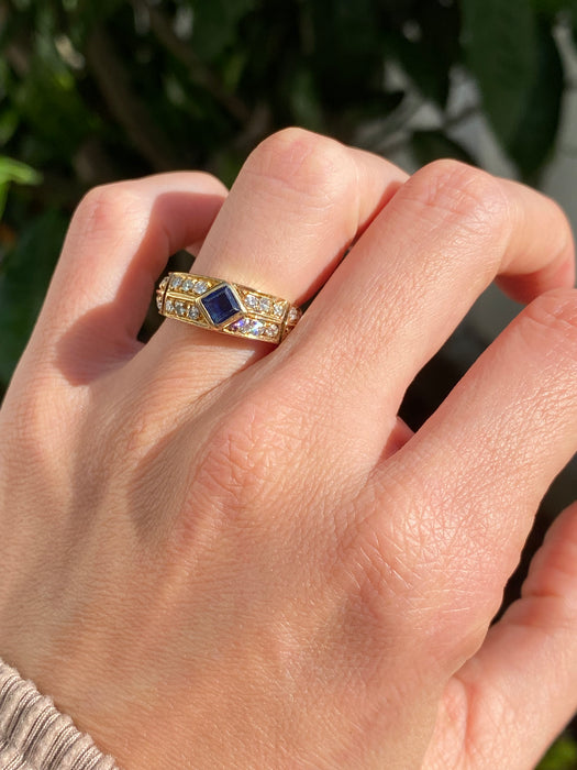 Vintage 18K Gold Princess Cut Blue Sapphire & Diamond Ring – Size 5.5