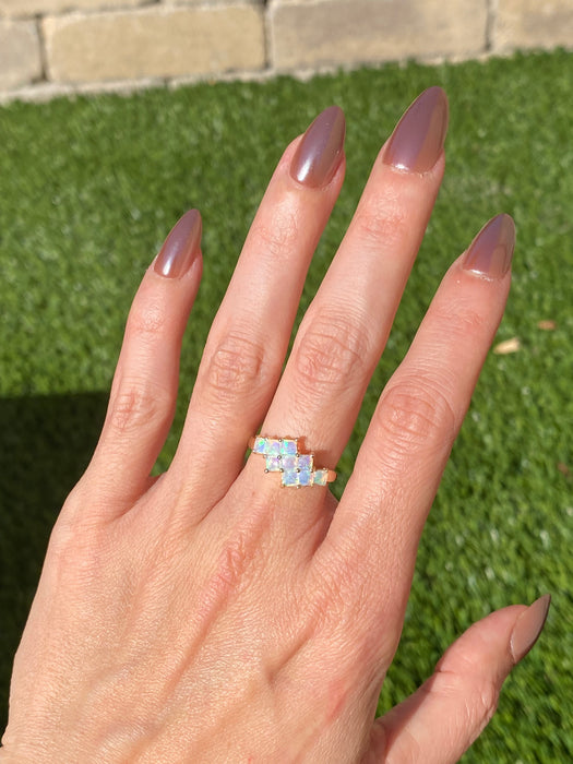 Vintage 14K Gold Opal Ring