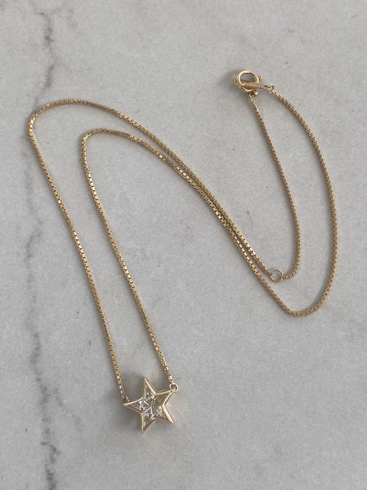 Vintage 18K Kite-Cut Diamond Star Necklace