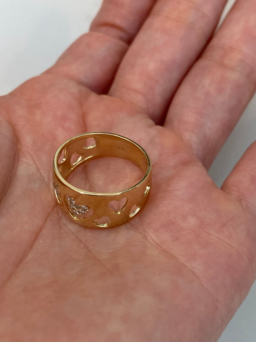 14K Gold Cigar Band Heart Cut Out Diamond Ring