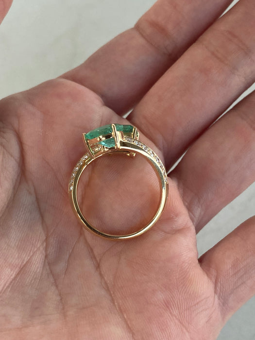 Vintage 3.77 TCW 18K Emerald & Diamond Bypass Ring