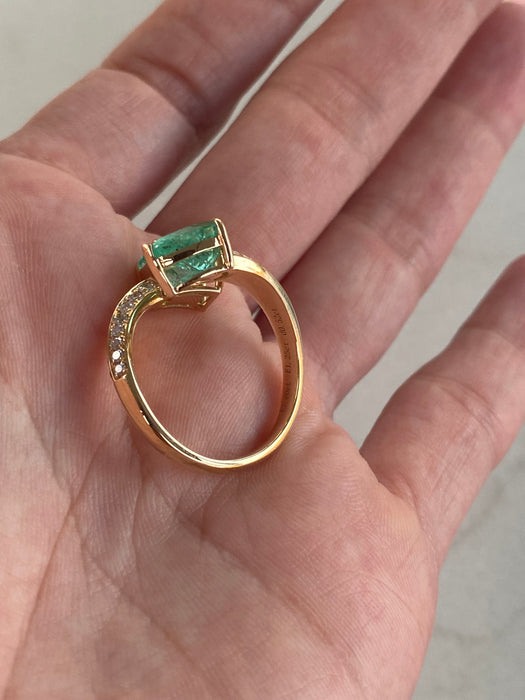 Vintage 3.77 TCW 18K Emerald & Diamond Bypass Ring