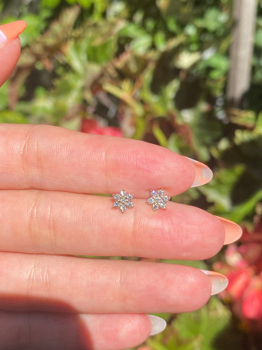 14k diamond star flower stud earrings