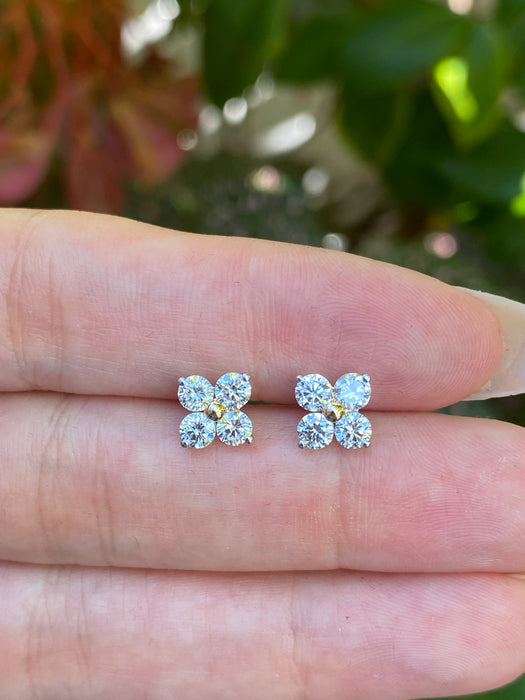 14k 1 carat lab diamond flower stud earrings