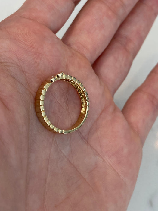 14K Gold Ribbed Diamond Heart Ring – Size 6.75
