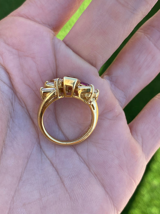 18k Gold Ruby Diamond Firework Ring Size 5.25