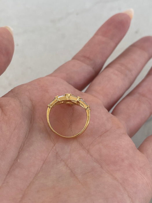 Vintage 18K Gold Baguette Diamond Chevron Ring – 1.08 TCW Diamonds, Size 3.75