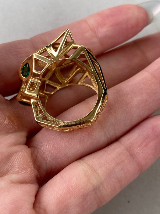 18K Gold Jaguar Head Ring with Emerald Eyes & Black Onyx Nose
