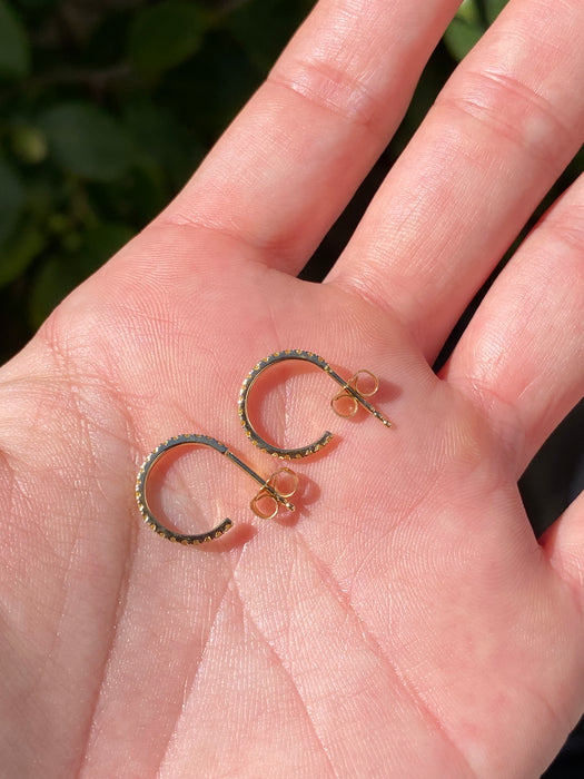 18k fancy yellow diamond huggie hoop earrings