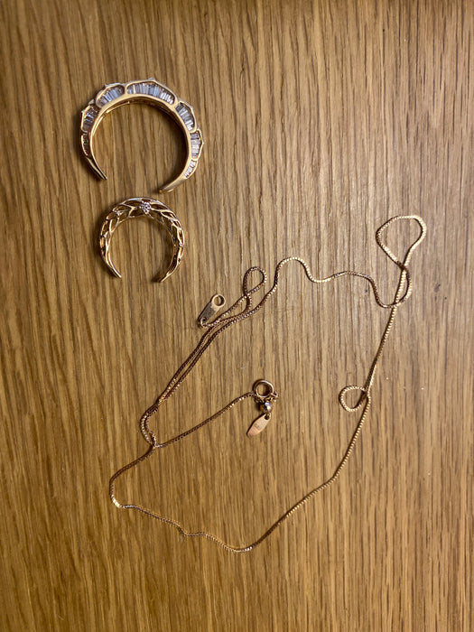 Vintage 18K Rose Gold Crescent Moon Necklace