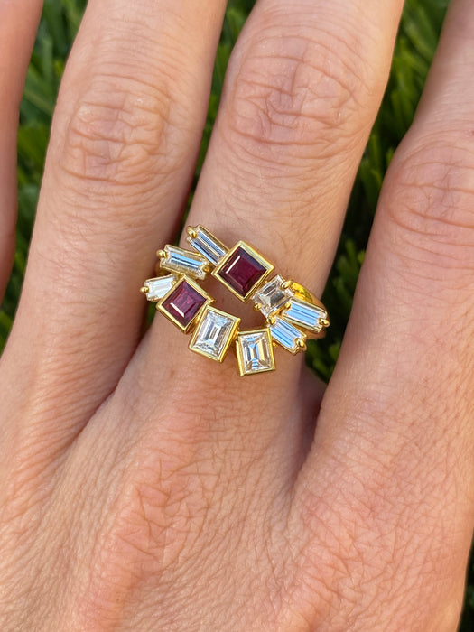 18k Gold Ruby Diamond Firework Ring Size 5.25