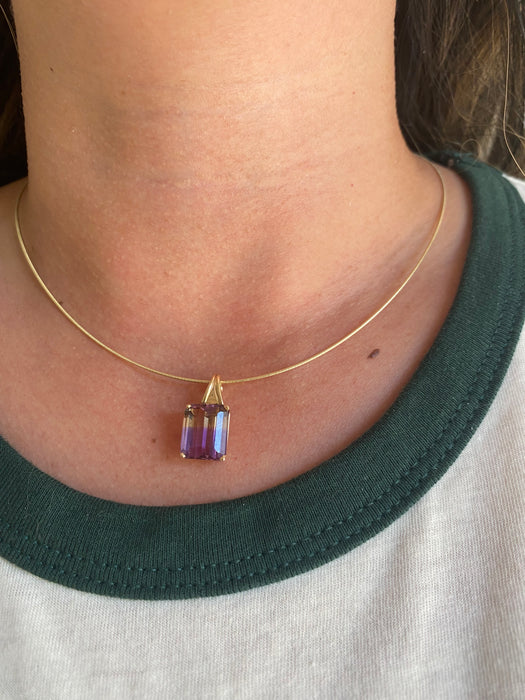 14K Gold Collar Necklace 16”