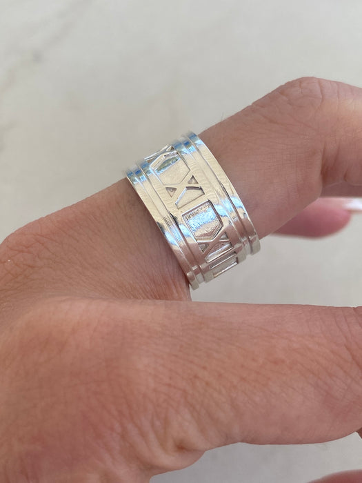 Vintage Tiffany & Co. Atlas Ring in Sterling Silver | Size 7 | 1995