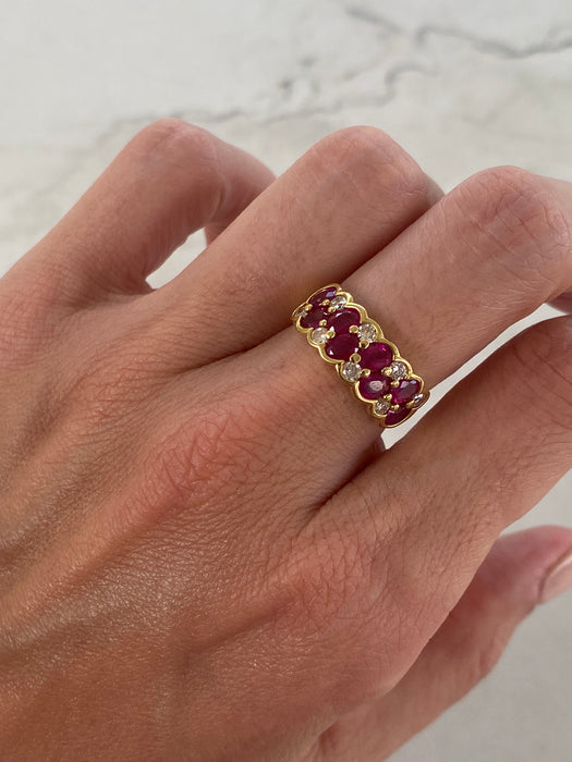 Vintage 18k Gold Bezel Cluster Ruby Diamond Ring