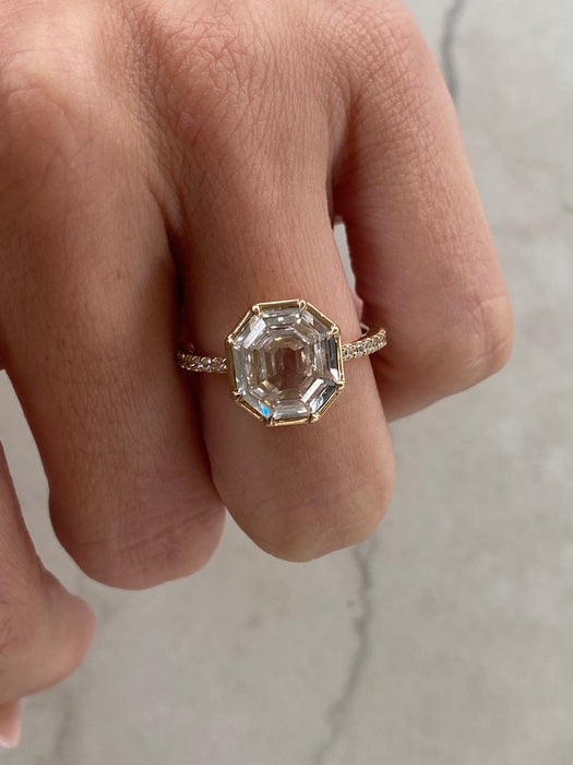 14K Gold 3.05 Carat Hexagon Old Mine-Cut Lab Diamond Ring