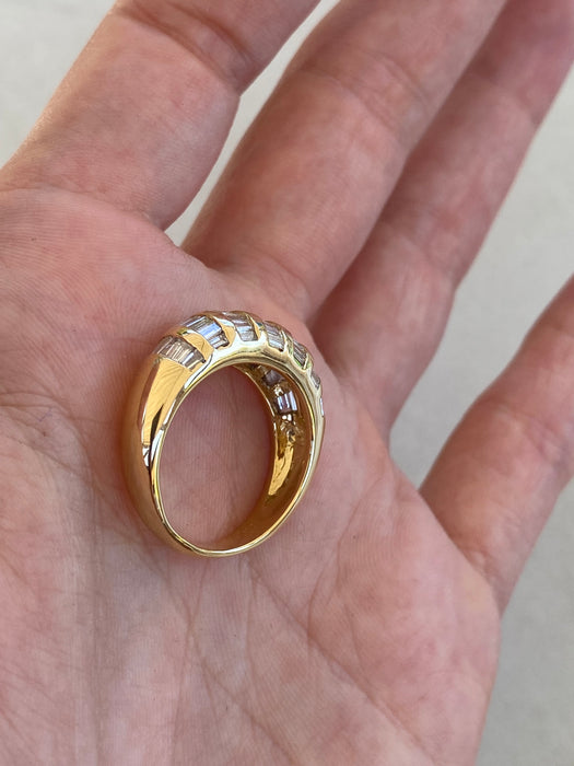 Vintage 18K Yellow Gold Diamond Baguette Ring