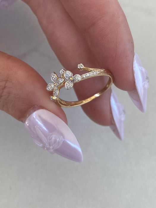 14K Natural Diamond Flower Ring