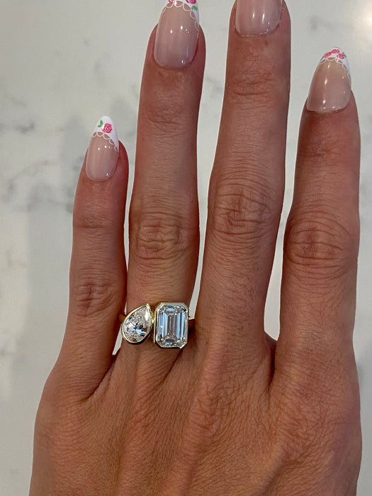 14K Gold 3.60 CT Pear & Emerald Cut Bezel-Set Lab Diamond Ring Size 4