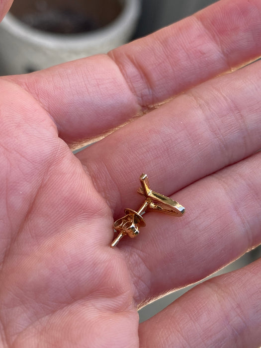 14k single earring diamond letter initial stud