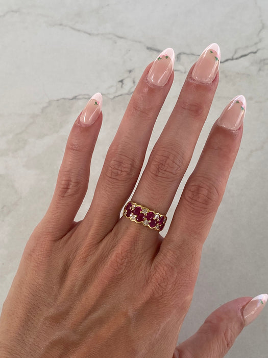 Vintage 18k Gold Bezel Cluster Ruby Diamond Ring