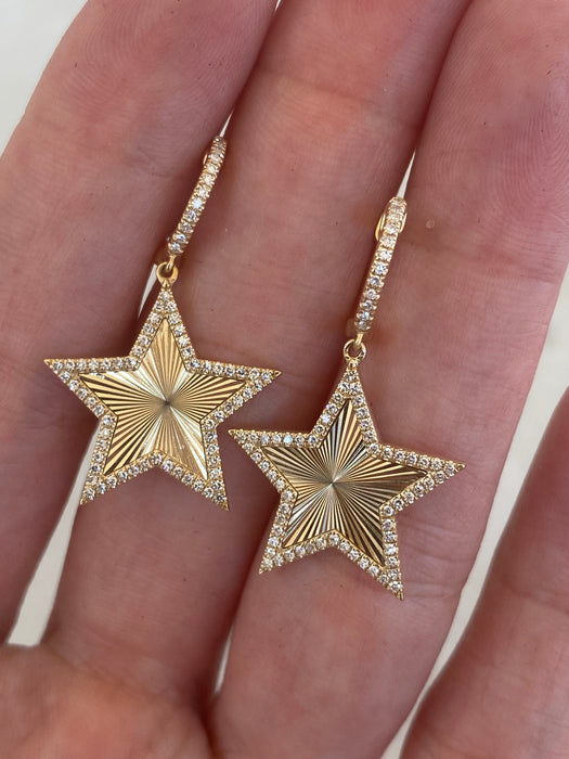 14K Natural Diamond Fluted Star Huggies