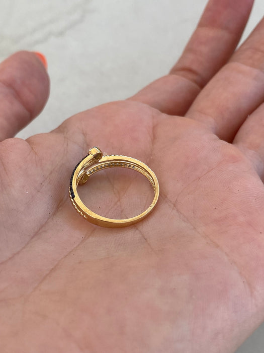 14K Gold Blue Sapphire & Diamond Croissant Ring